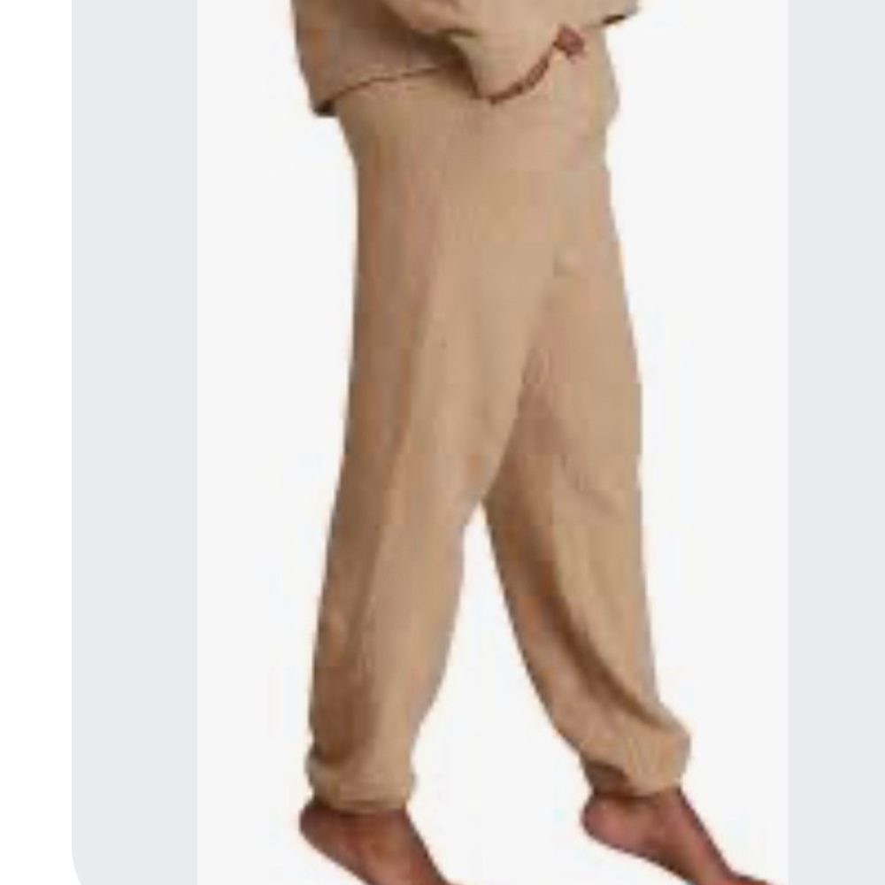 NEW Barefoot dreams beige ecochic jogger pants